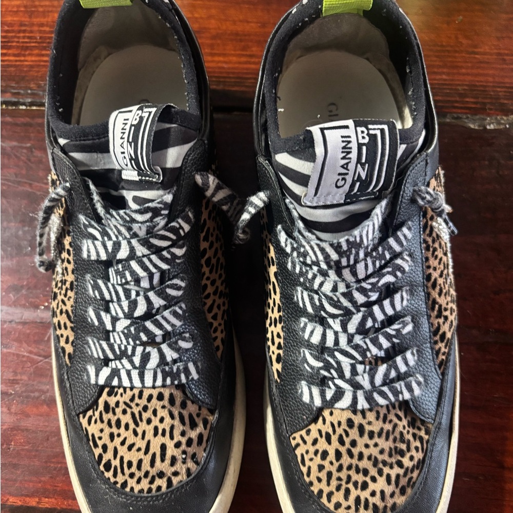Gianni Bini Black & Brown Animal Print Men's Sneakers